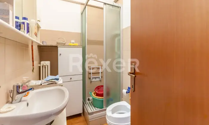 Rexer-Milano-Splendido-locali-con-box-Altro