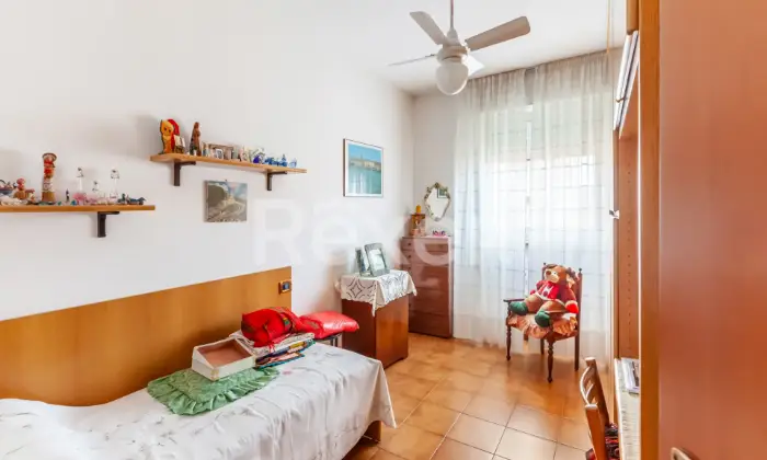 Rexer-Milano-Splendido-locali-con-box-Altro