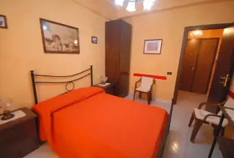 Rexer-Roma-BB-casa-vacanze-in-affito-CAMERA-DA-LETTO