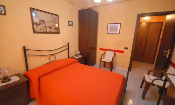 Rexer-Roma-BB-casa-vacanze-in-affito-CAMERA-DA-LETTO