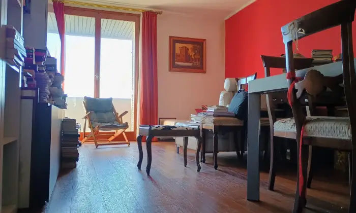 Rexer-Somma-Lombardo-Trilocale-piano-alto-Altro