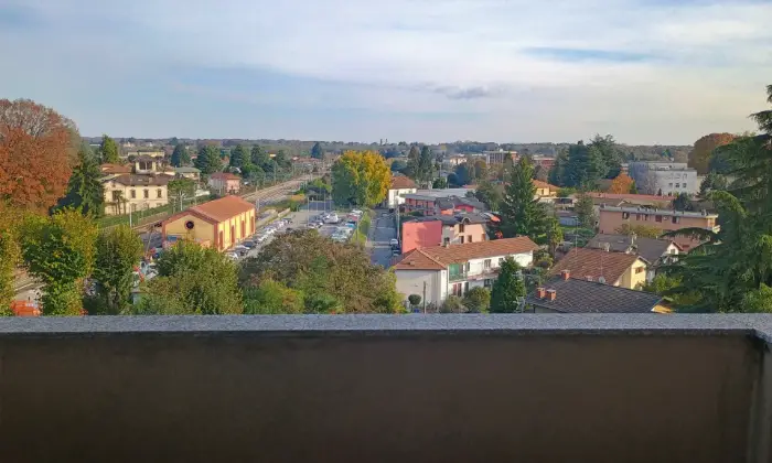 Rexer-Somma-Lombardo-Trilocale-piano-alto-Altro