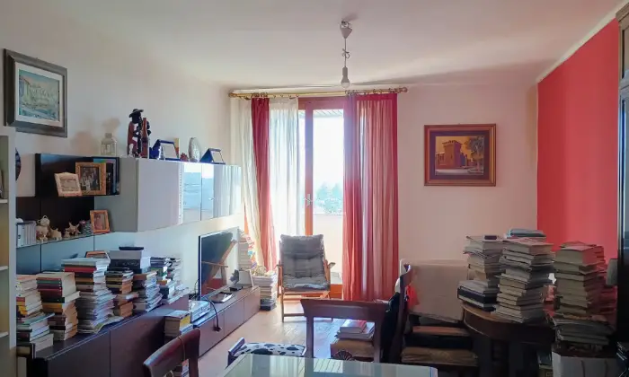 Rexer-Somma-Lombardo-Trilocale-piano-alto-Altro