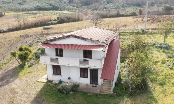 Rexer-Ceraso-Vendesi-Rustico-con-terreno-agricolo-Altro