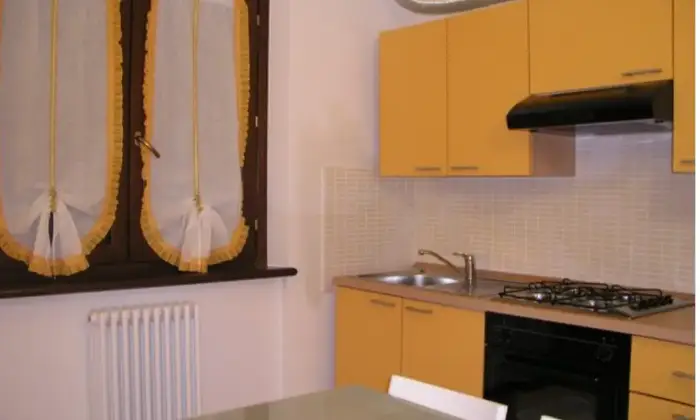 Rexer-Sarnano-DELIZIOSO-BILOCALE-Cucina
