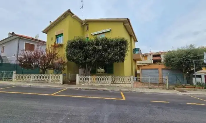 Rexer-Marcelli-Marcelli-di-Numana-porzione-di-bifamiliare-a-due-passi-dal-mare-Altro