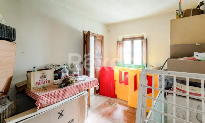 Rexer-VALLEFOGLIA-VENDESI-PALAZZO-DA-RISTRUTTURARE-NEL-CUORE-DI-VALLEFOGLIA-PU-Altro