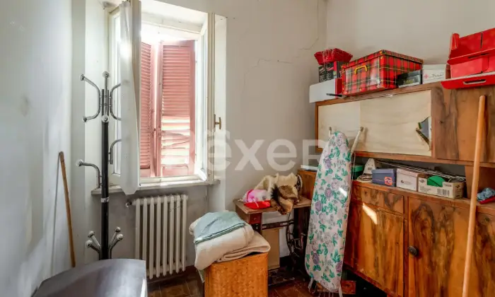 Rexer-VALLEFOGLIA-VENDESI-PALAZZO-DA-RISTRUTTURARE-NEL-CUORE-DI-VALLEFOGLIA-PU-Altro