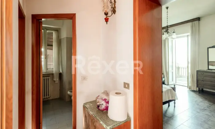 Rexer-VALLEFOGLIA-VENDESI-PALAZZO-DA-RISTRUTTURARE-NEL-CUORE-DI-VALLEFOGLIA-PU-Altro
