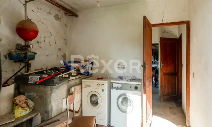 Rexer-VALLEFOGLIA-VENDESI-PALAZZO-DA-RISTRUTTURARE-NEL-CUORE-DI-VALLEFOGLIA-PU-Altro