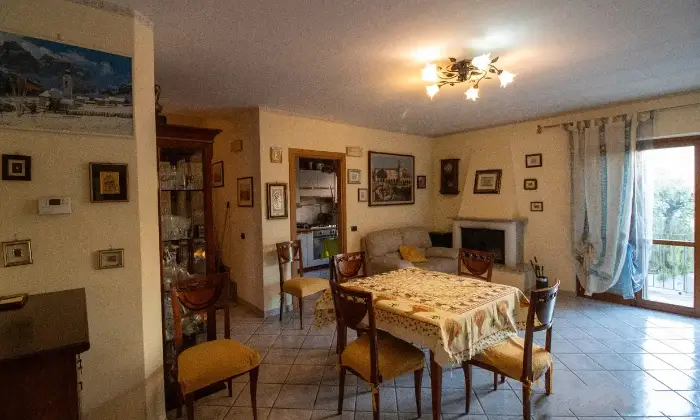 Rexer-Frosinone-Vendesi-Elegante-Villetta-a-Schiera-in-Zona-Residenziale-a-Frosinone-FR-Altro