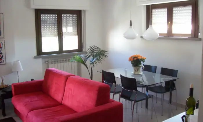 Rexer-Cortona-Appartamento-luminoso-ben-arredato-a-reddito-Salone