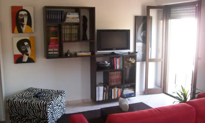 Rexer-Cortona-Appartamento-luminoso-ben-arredato-a-reddito-Salone