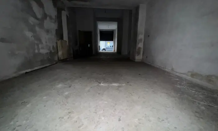 Rexer-BARI-Locale-commerciale-in-vendita-a-Bari-Altro