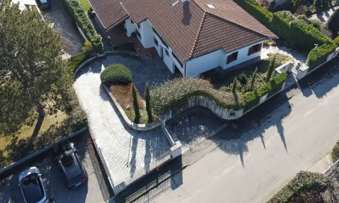 Rexer-Cermenate-Villa-con-piscina-Terrazzo