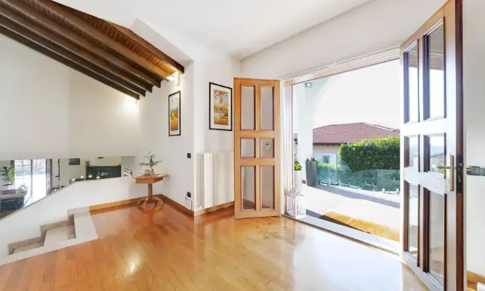 Rexer-Cermenate-Villa-con-piscina-Altro