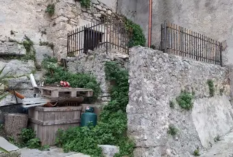 Rexer-Vico-del-Gargano-Appartamento-con-ristrutturazione-da-completare-Altro