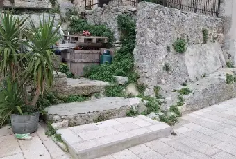 Rexer-Vico-del-Gargano-Appartamento-con-ristrutturazione-da-completare-Altro