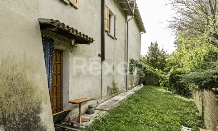 Rexer-Valsamoggia-BO-Abitazione-bilivelli-con-giardino-e-terreno-oltre-autorimessa-e-magazzino-Altro