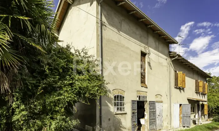 Rexer-Valsamoggia-BO-Abitazione-bilivelli-con-giardino-e-terreno-oltre-autorimessa-e-magazzino-Altro