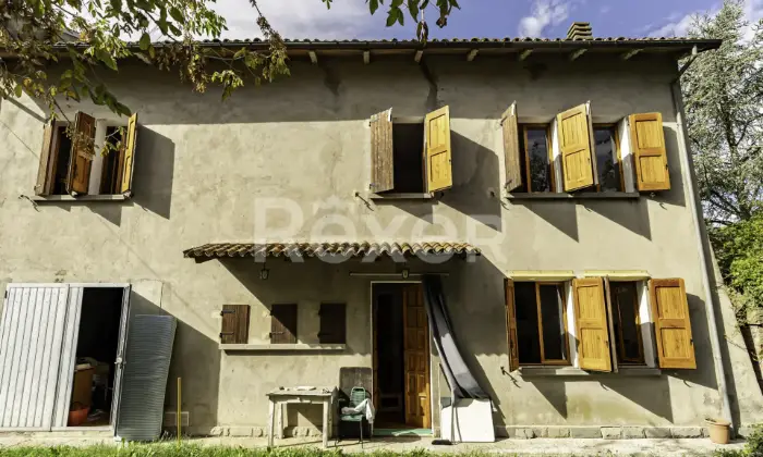 Rexer-Valsamoggia-BO-Abitazione-bilivelli-con-giardino-e-terreno-oltre-autorimessa-e-magazzino-Altro