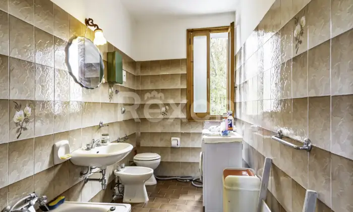 Rexer-Valsamoggia-BO-Abitazione-bilivelli-con-giardino-e-terreno-oltre-autorimessa-e-magazzino-Altro