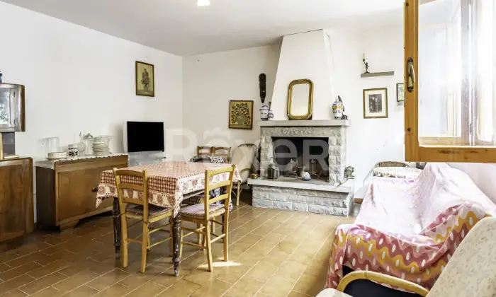 Rexer-Valsamoggia-BO-Abitazione-bilivelli-con-giardino-e-terreno-oltre-autorimessa-e-magazzino-Altro
