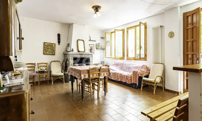 Rexer-Valsamoggia-BO-Abitazione-bilivelli-con-giardino-e-terreno-oltre-autorimessa-e-magazzino-Altro