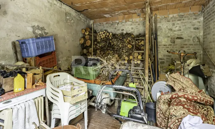 Rexer-Valsamoggia-BO-Abitazione-bilivelli-con-giardino-e-terreno-oltre-autorimessa-e-magazzino-Altro