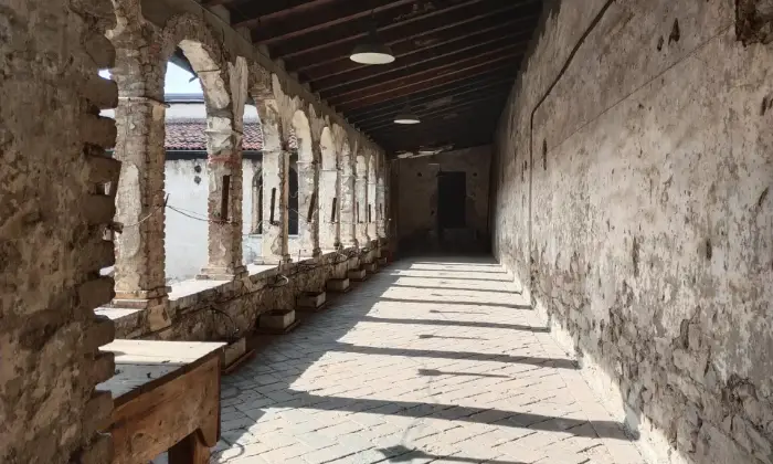 Rexer-Almenno-San-Salvatore-Tenuta-vitivinicola-con-fabbricati-storici-e-terreni-per-circa-ettari-Altro