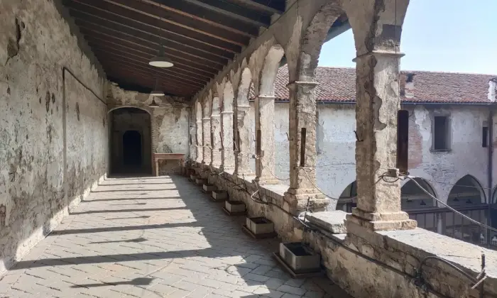 Rexer-Almenno-San-Salvatore-Tenuta-vitivinicola-con-fabbricati-storici-e-terreni-per-circa-ettari-Altro