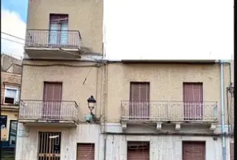 Rexer-Bronte-Vendesi-abitazione-situata-a-di-Bronte-CT-Altro