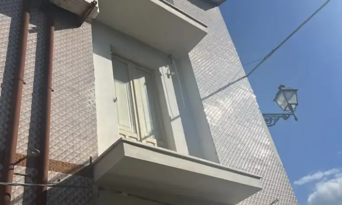Rexer-Ghilarza-Edificio-composto-appartamenti-ufficio-e-magazzino-centro-storico-Terrazzo