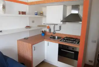 Rexer-San-Bartolomeo-al-Mare-Bilocale-CUCINA