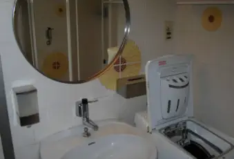 Rexer-San-Bartolomeo-al-Mare-Bilocale-BAGNO