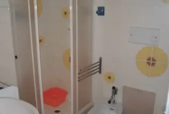 Rexer-San-Bartolomeo-al-Mare-Bilocale-BAGNO