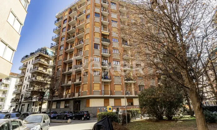 Rexer-Torino-PENTALOCALE-IN-SANTA-RITA-Altro