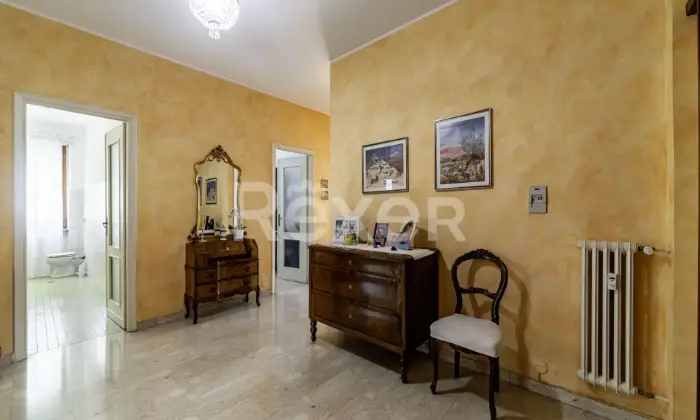Rexer-Torino-PENTALOCALE-IN-SANTA-RITA-Altro