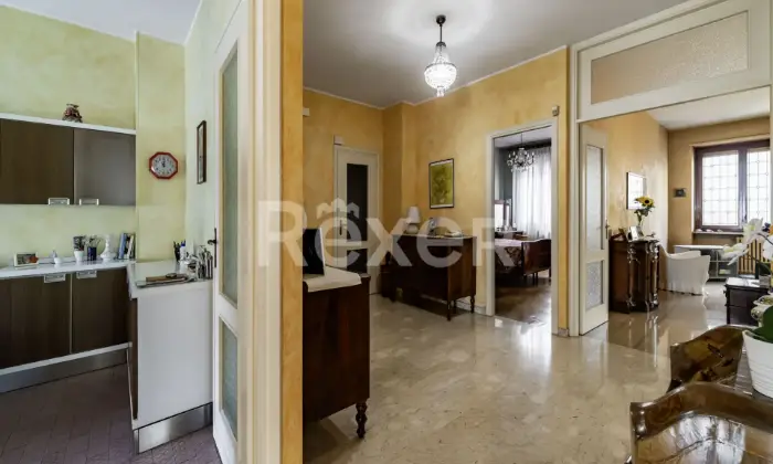 Rexer-Torino-PENTALOCALE-IN-SANTA-RITA-Altro