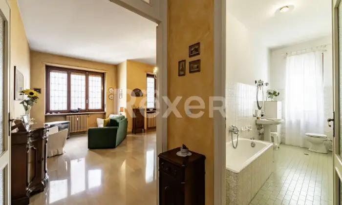 Rexer-Torino-PENTALOCALE-IN-SANTA-RITA-Altro