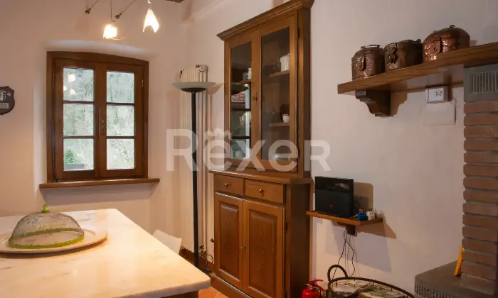 Rexer-Pescaglia-Grazioso-terratetto-a-Pascoso-Altro