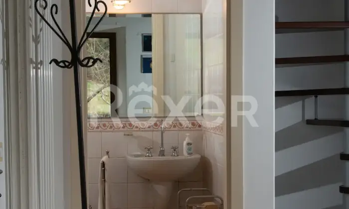 Rexer-Pescaglia-Grazioso-terratetto-a-Pascoso-Altro