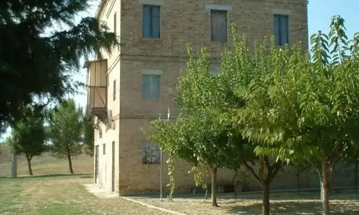 Rexer-Fermo-Casa-colonica-Strada-Provinciale-Campiglione-Fermo-Altro