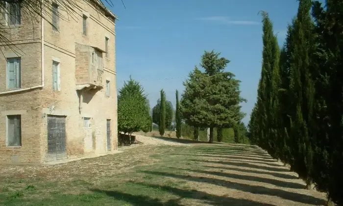 Rexer-Fermo-Casa-colonica-Strada-Provinciale-Campiglione-Fermo-Altro