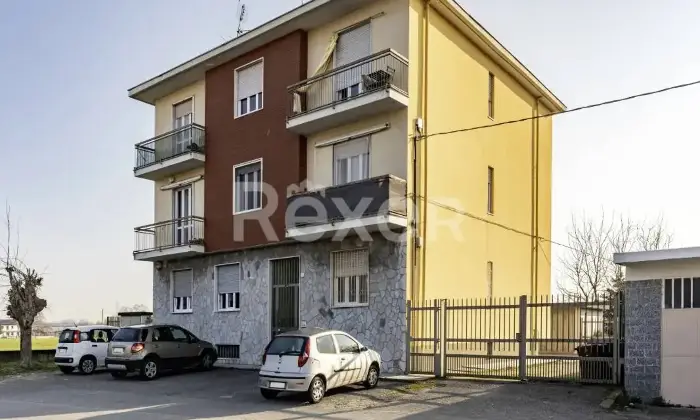 Rexer-Settimo-Torinese-Trilocale-con-box-auto-singolo-Altro