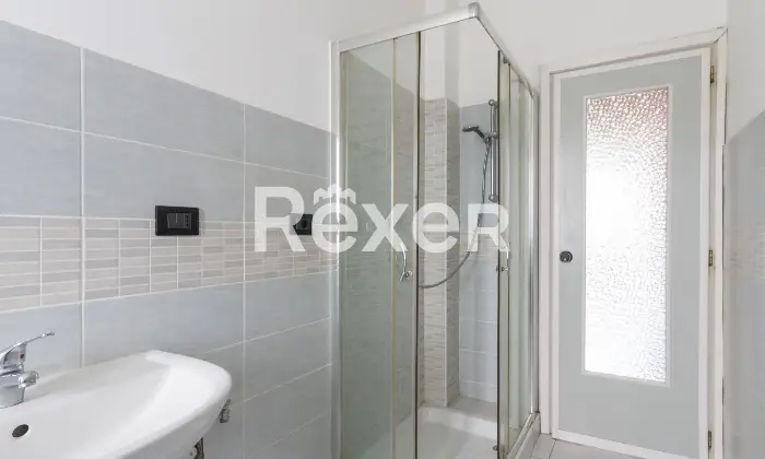 Rexer-Settimo-Torinese-Trilocale-con-box-auto-singolo-Altro