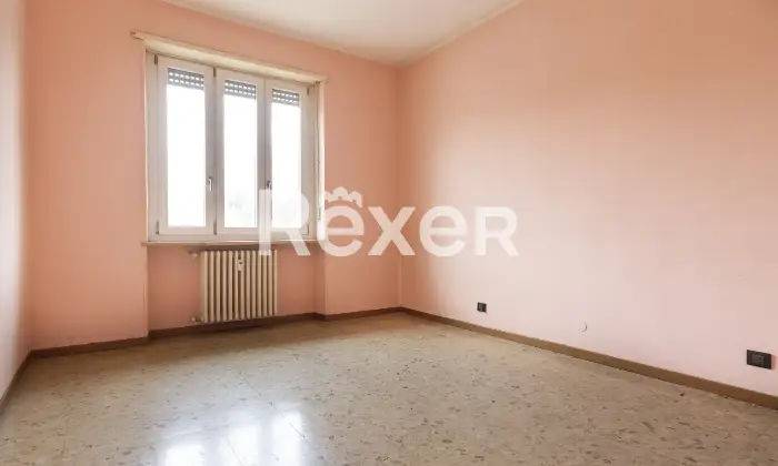 Rexer-Settimo-Torinese-Trilocale-con-box-auto-singolo-Altro