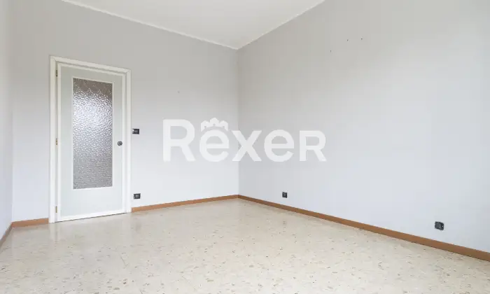 Rexer-Settimo-Torinese-Trilocale-con-box-auto-singolo-Altro