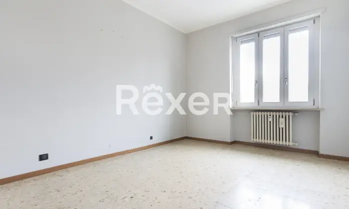 Rexer-Settimo-Torinese-Trilocale-con-box-auto-singolo-Altro