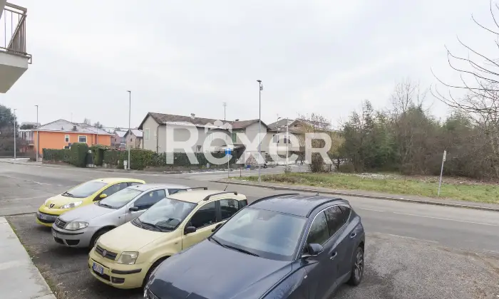 Rexer-Settimo-Torinese-Trilocale-con-box-auto-singolo-Altro